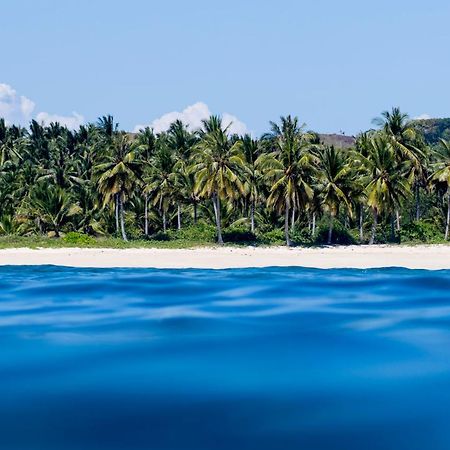 Ngalung Kalla Retreat Вайкабубак Екстер'єр фото